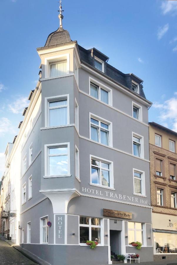 Hotel Trabener Hof Exterior photo