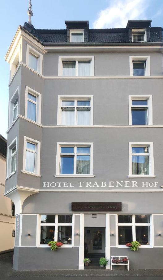 Hotel Trabener Hof Exterior photo